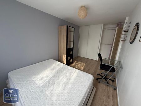 Location Appartement 3 pièces 61m² BONNEVILLE 74130 - Photo 2
