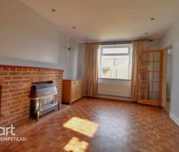 4 bedroom detached house to rent - Photo 1