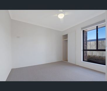27 Northview Cct, Medowie, NSW 2318 - Photo 4