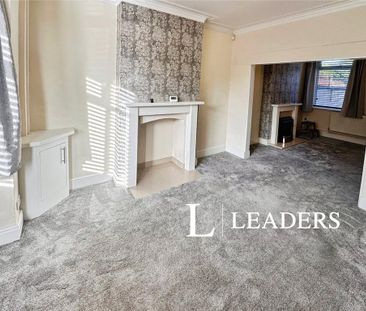 3 bedroom terraced house to rent - Photo 3