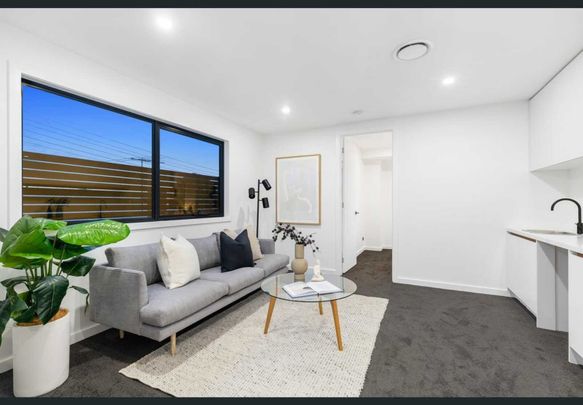 Register To Inspect // Brand-New Luxury Townhouse in Prime Spotswood Location - Photo 1