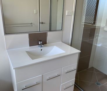 101 Daintree Drive, Bushland Beach QLD 4818 - House For Rent | Domain - Photo 4