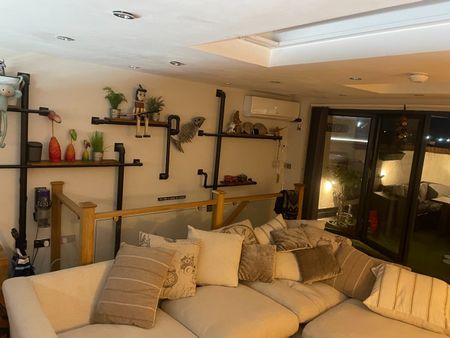 2 Bed Penthouse, Warstone Lane, B18 - Photo 2