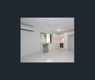 2/48 Pauline Street, Marsden, Qld 4132 - Photo 3