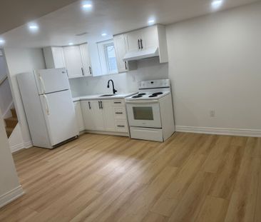 For Lease - 2593 Widemarr Road Unit# Bsmt, Mississauga, Ontario - Photo 6