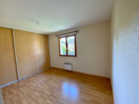 Location Maison 5 pièces 100m² - Photo 2