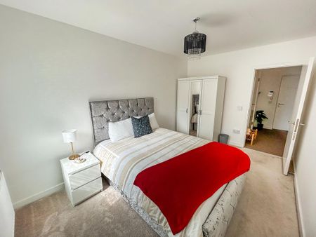 3 bedroom flat to rent - Photo 5