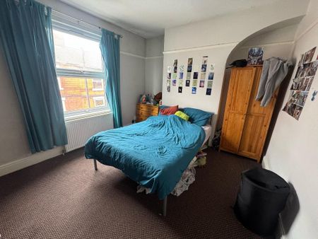 3 bedroom detached house to rent - Photo 4