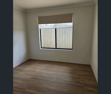 11A Cowling Way, Parmelia, WA 6167 - Photo 1