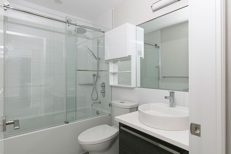 For Lease - 11 Walmer Road Unit# 203, Toronto, Ontario - Photo 2