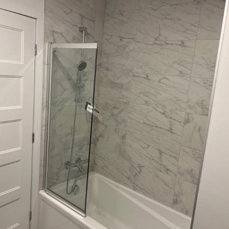 2 CH - 1 SDB - Montréal - $2,050 /mo - Photo 3