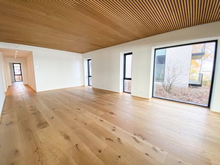 Eksklusiv 3-værelses lejlighed med altan og fantastisk udsigt - Photo 5