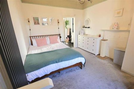 Queens Park Gardens, Bournemouth, BH8 - Photo 4