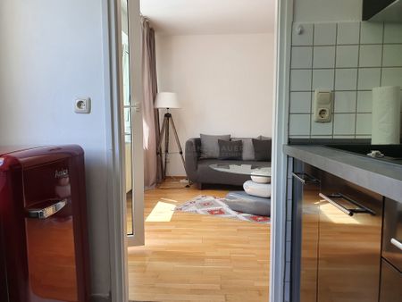 Studentenappartement, möbliert mit Südbalkon zu vermieten - ab 01.01.2026 - Photo 2
