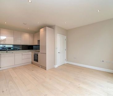 Mulberry Place, SE9, London - Photo 3
