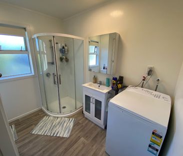 32A Kenmore Street, Newlands - Photo 6