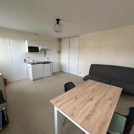 Location Appartement 1 pièce 23m² LAVAL 53000 - Photo 3