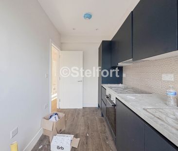 Court Road, SE9, London - Photo 1