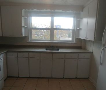 8 - 310 Blake Boulevard - Photo 1