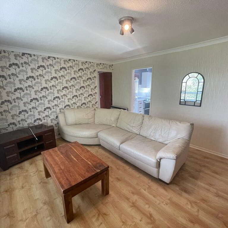 9c Dungoyne Park, Dundonald, Belfast, BT16 2PL - Photo 1