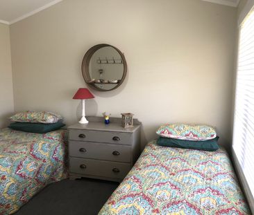 Waverley Beach - 2 Bedrooms - Photo 5