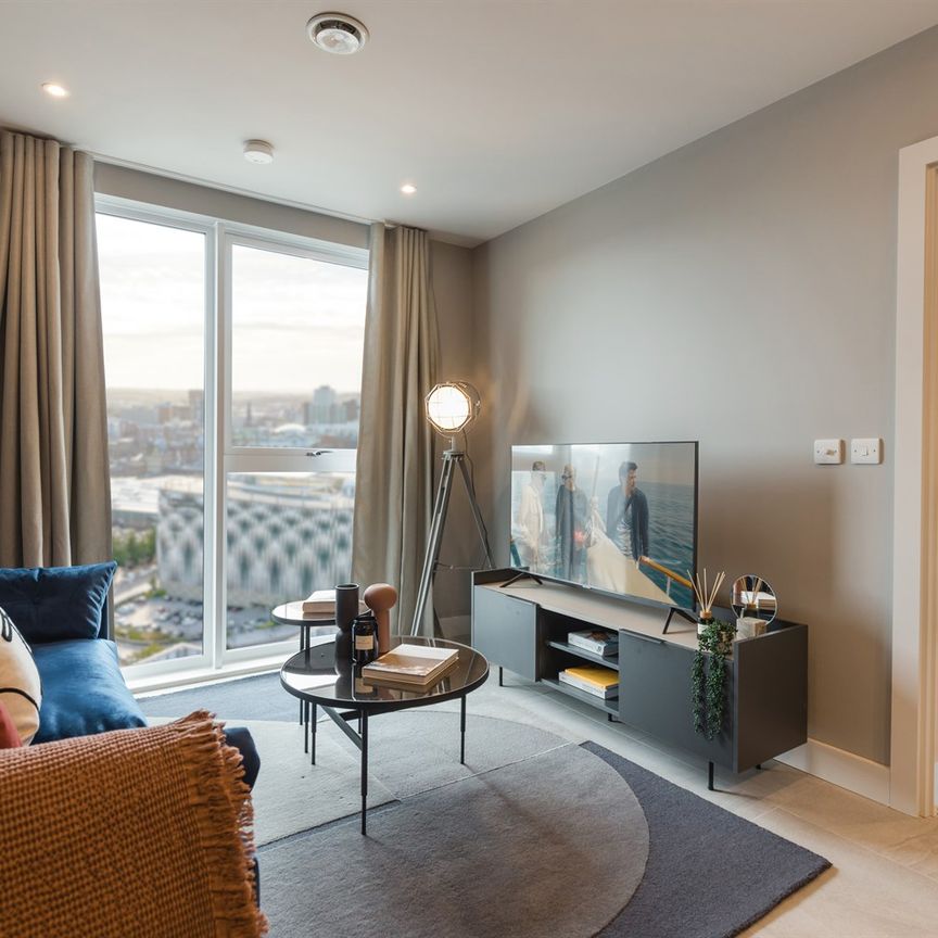 F0116 - Moda, New York Square (Leeds) - Photo 1