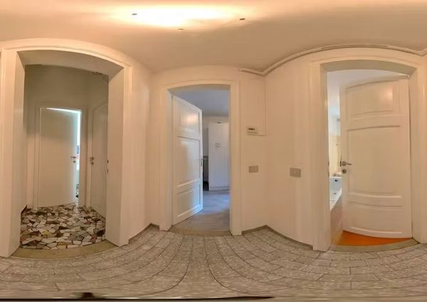 Via Santa Lucia, Padova, Veneto 35139