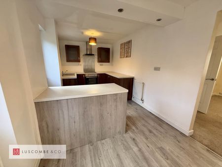Gaer Vale - Photo 4