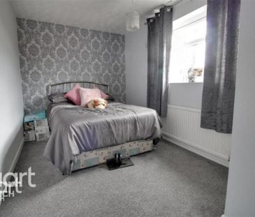 3 bedroom semi-detached house to rent - Photo 6