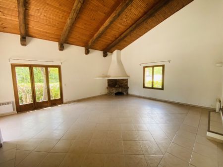 Location Maison 5 pièces 192m² TOURRETTES SUR LOUP 06140 - Photo 4