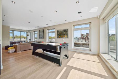 3 bedroom penthouse to rent - Photo 4