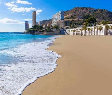 Luxury Flat for rent in Alicante, Spain - Photo 2