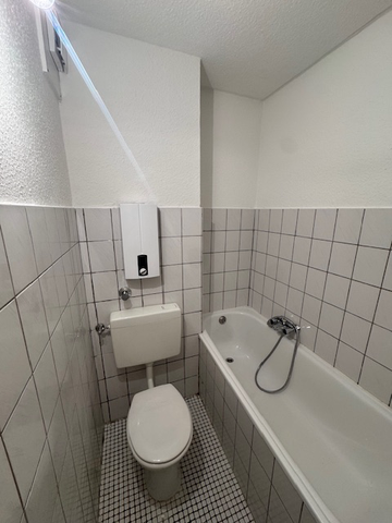 Frisch renovierte 3-Zimmer-EG-Wohnung mit Balkon - Foto 5