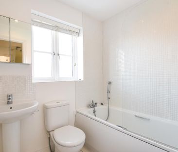 4 bedroom link detached house to rent - Photo 6