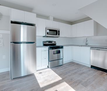 $1,599 / 1 br / 1 ba / 600 sqft 168 Picton st E unit 5 - Photo 3