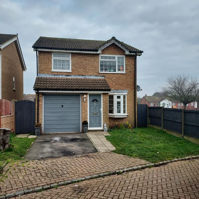 3 bedroom detached house to rent - Photo 1