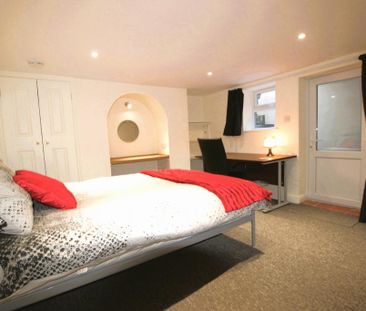 1 bedroom semi-detached house to rent - Photo 1