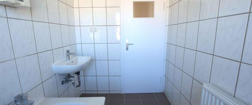 +++ Renovierte 3-Raumwohnung mit Balkon und Tageslichtbad +++ - Foto 1
