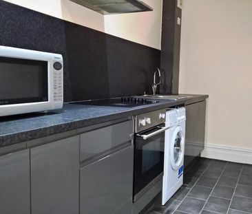 2 bedroom apartment to rent - Photo 6