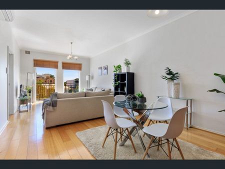 Modern Apartment Living in Prime West Perth Location – Mayfair Street - Photo 3