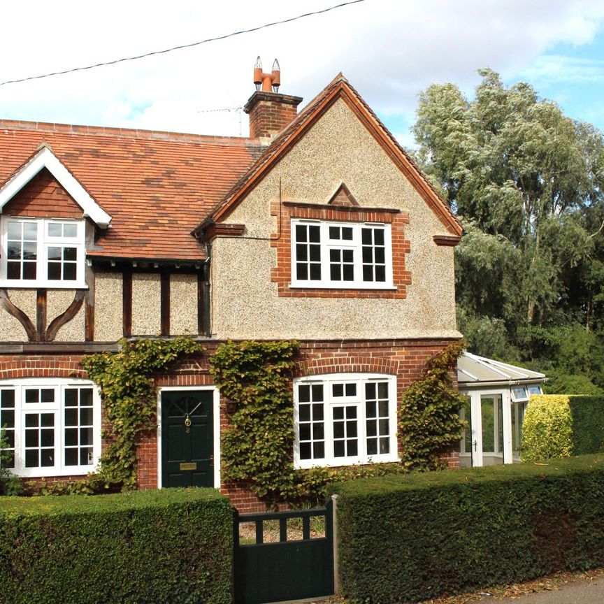 Charming Period Cottage TO LET In Holt - Photo 1