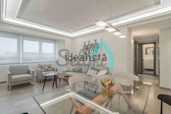 Alquiler de piso en Calle Aguado - Photo 1