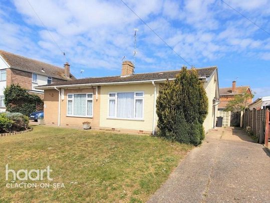 2 bedroom semi-detached bungalow to rent - Photo 1