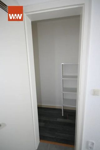 3 Zimmer Wohnung im Dachgeschoss ohne Balkon neu zu vermieten! - Foto 2