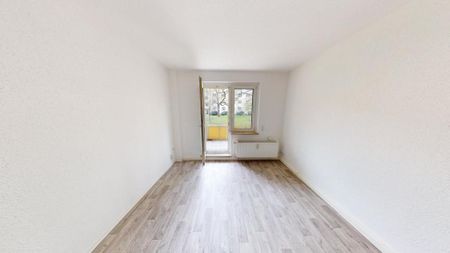 In ruhiger Seitenstraße gelegene 2-Raum-Wohnung mit Balkon - Photo 2