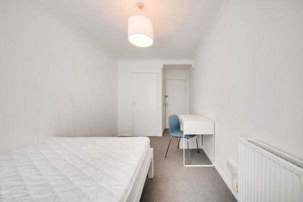 4 bedroom house to rent - Photo 1