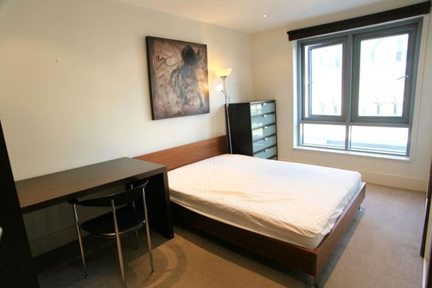 2 Bed Flat, City View Apartments, EC1N - Photo 1