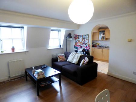 1 bedroom flat to rent - Photo 2
