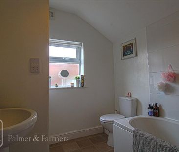 2 bedroom terraced house to rent - Photo 6