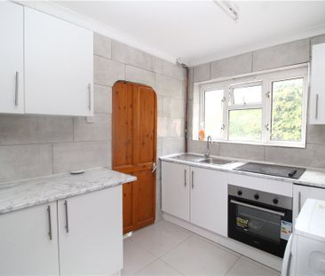 Rowdown Crescent, New Addington, Croydon, CR0 0HQ - Photo 6